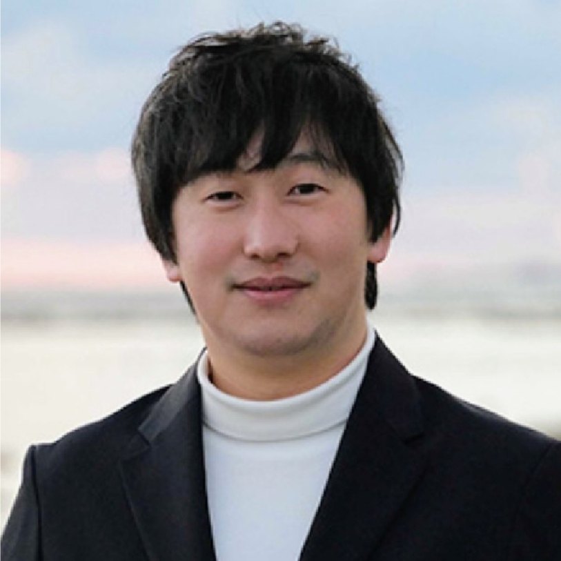 代表・社会保険労務士 平井覚